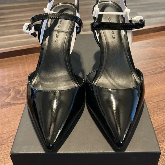 BANANA REPUBLIC Cross Halter Madis Black Patent 3-3/4” Slingback Heels Size 8.5