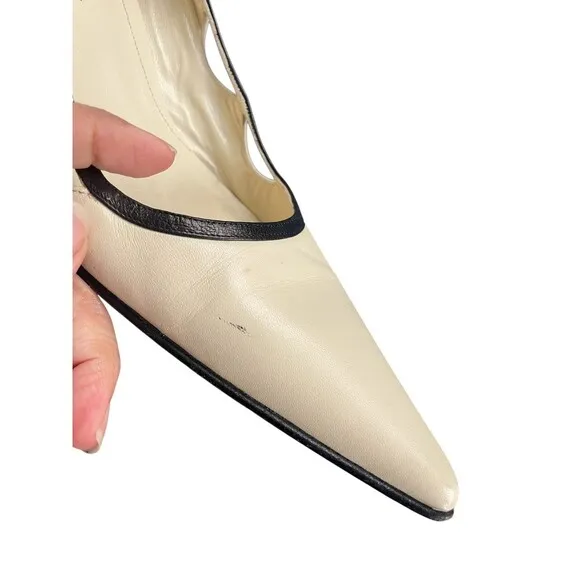 Banana Republic  Made in Italy   GENUINE LEATHER POINTY TOE Kitten Heels * US 8