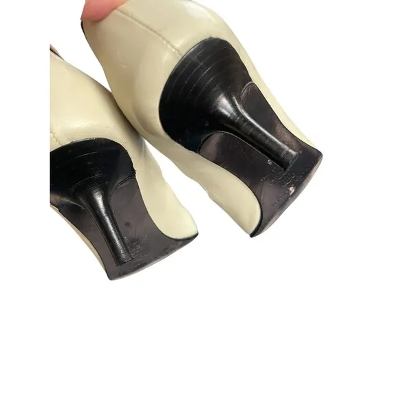 Banana Republic  Made in Italy   GENUINE LEATHER POINTY TOE Kitten Heels * US 8