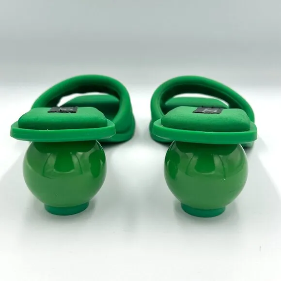 Bar III Cayymen Green Retro Art Ball Slip On Square Toe Kitten Heels