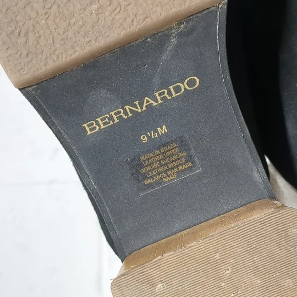 Bernardo Sky Clog Black Suede Clog Size 9.5 EUC
