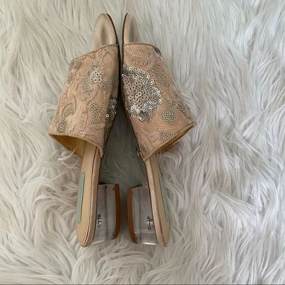 Betsy Johnson SR-Ryder blush sequins embroidered lucite block heel slides 7.5
