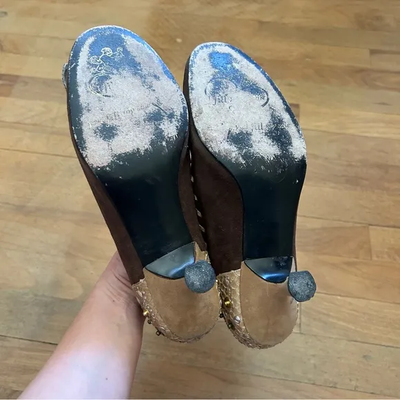 Beverly Feldman Brown Sequin Flower Kitten Heels