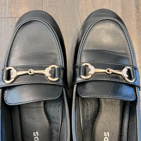 BGSTGUDS Comfort Slip-On Wide Loafer
