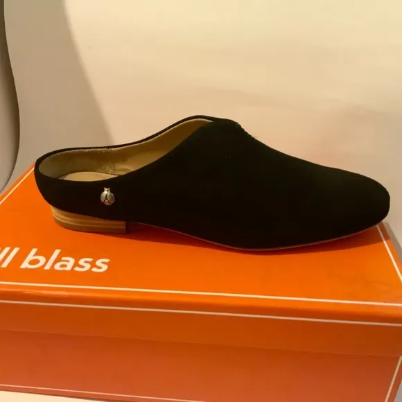 Bill Blass Landers Black Suede Leather Mules Flat