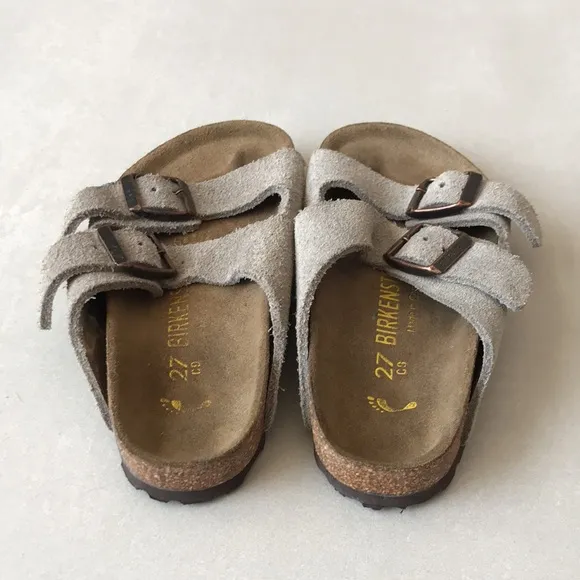 BIRKENSTOCK ARIZONA Kid’s Unisex Suede Clogs | 9