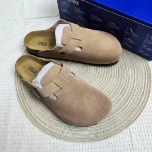 🎉🌹Birkenstock Boston latte cream suede mule clogs