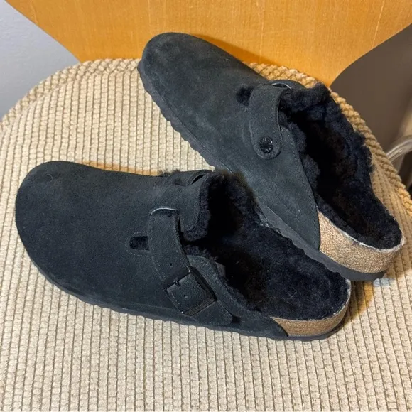 Birkenstock Boston Shearing Black Suede Slip-On Clogs
