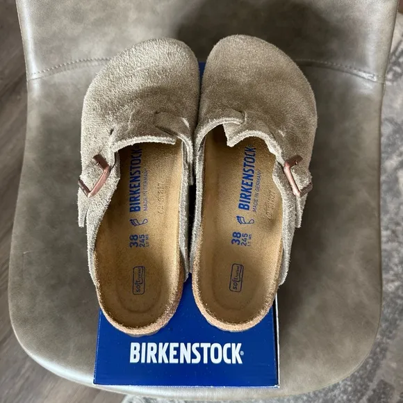 Birkenstock Boston soft footbed in taupe suede - Size 38 / 7-7.5 Regular/Wide