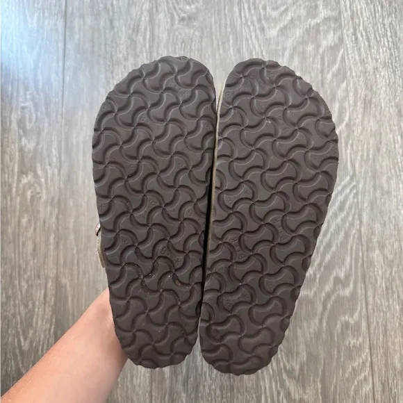 BIRKENSTOCK Taupe Clogs 38
