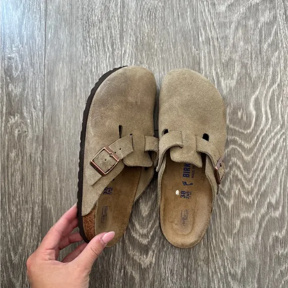 BIRKENSTOCK Taupe Clogs 38