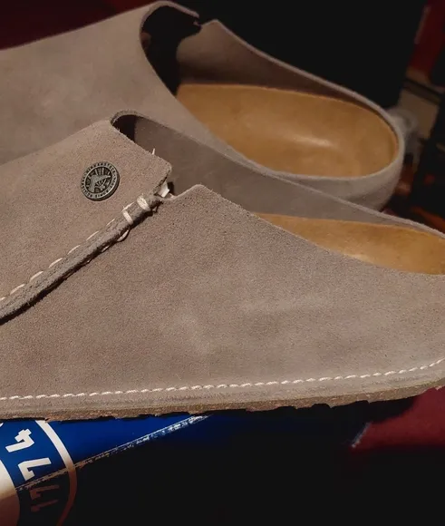 Birkenstock ZERMATT Suede Men's Stone Coin Clogs