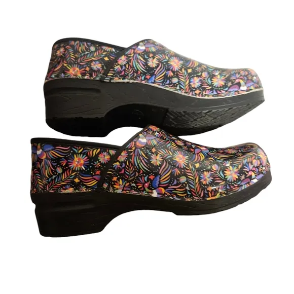 BJORK Professional Nursing Araceli leather clogs
