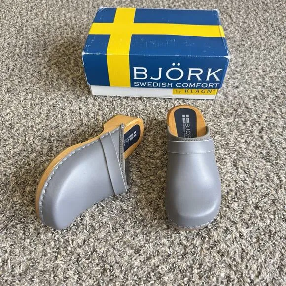 Bjork Swedish Comfort 38 US 7 Wooden Slip On Clogs Solid Gray Leather New