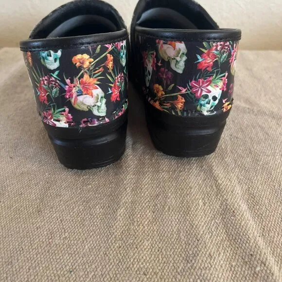 Bjork Swedish Moa Skull Leather Medical Professional Mules/Clogs 7-7.5