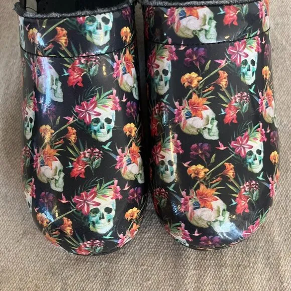 Bjork Swedish Moa Skull Leather Medical Professional Mules/Clogs 7-7.5