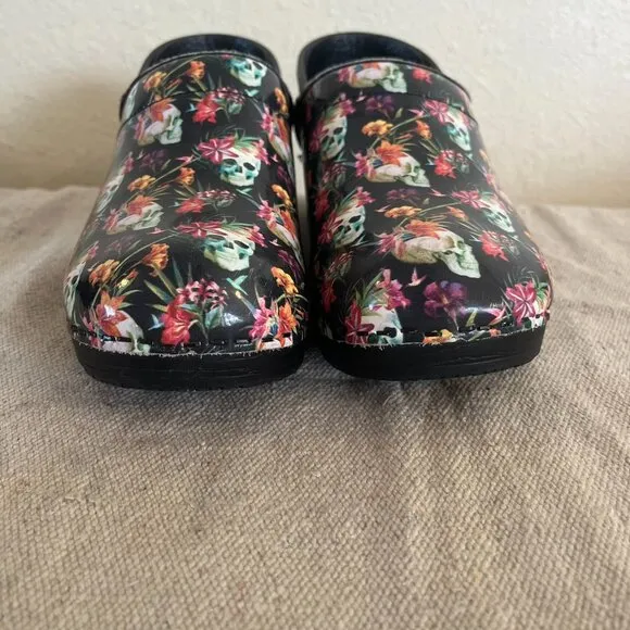 Bjork Swedish Moa Skull Leather Medical Professional Mules/Clogs 7-7.5