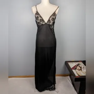 Black maxi slip