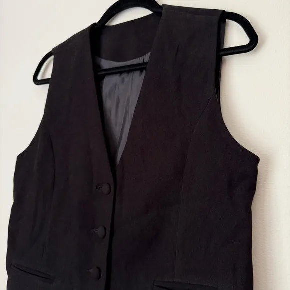 Black Tailored Suit Vest Made in Korea, size M