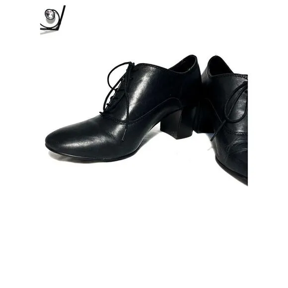 Black Mara Tie Oxford Pumps
