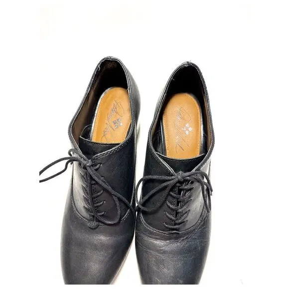 Black Mara Tie Oxford Pumps