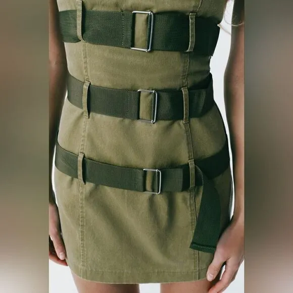 BLOGGERS FAV Zara BELTED WAXED DRESS