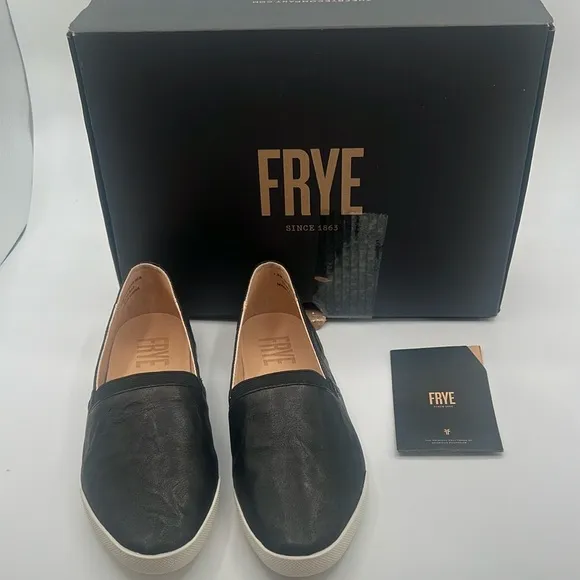 BNWT - FRYE MELANIE SLIP ON - BLACK LEATHER - 7.5
