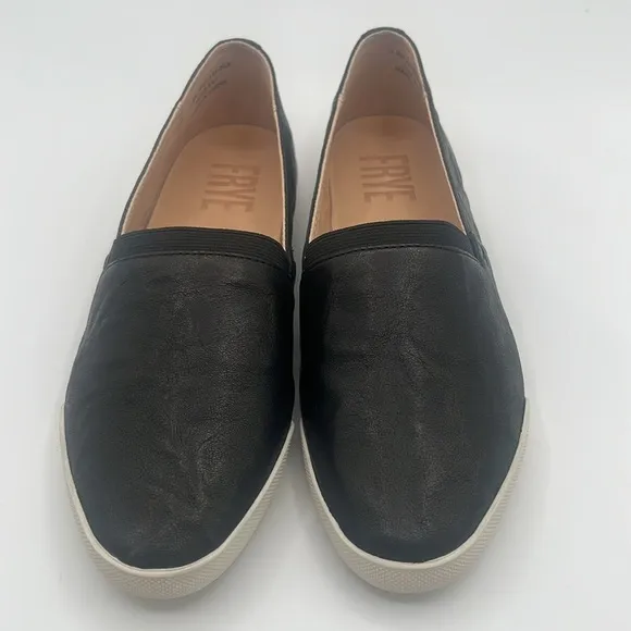 BNWT - FRYE MELANIE SLIP ON - BLACK LEATHER - 7.5