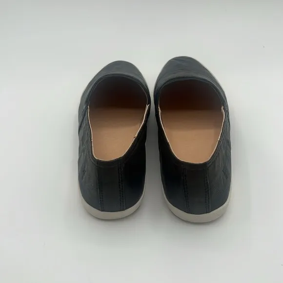 BNWT - FRYE MELANIE SLIP ON - BLACK LEATHER - 7.5