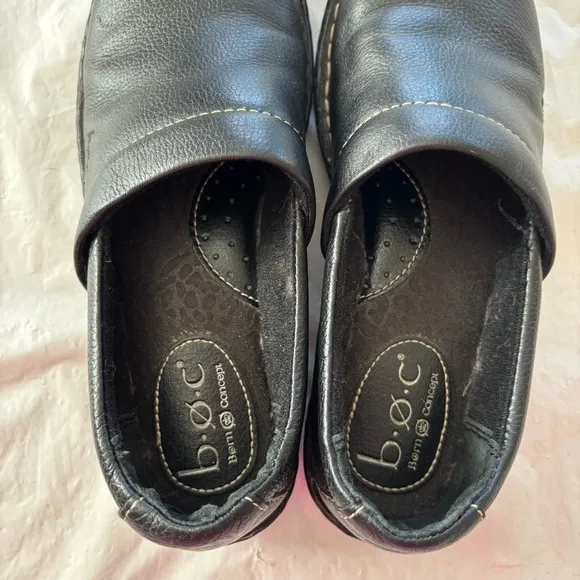 BOC Born Black Tooled Leather Slip-On Clogs Nursing SZ 6 M NWOT