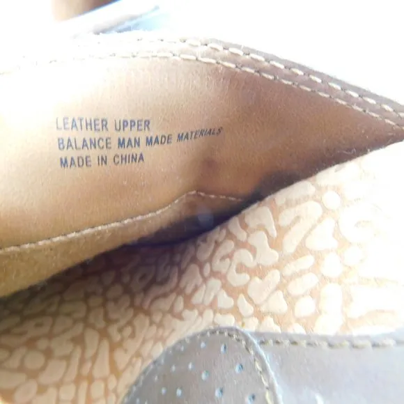 B.O.C. Born Brown Leather Belted Buckle Block Heel Mules 7 / 38