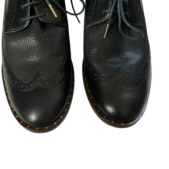 Bocage Carisey Wingtip Oxfords in Marine