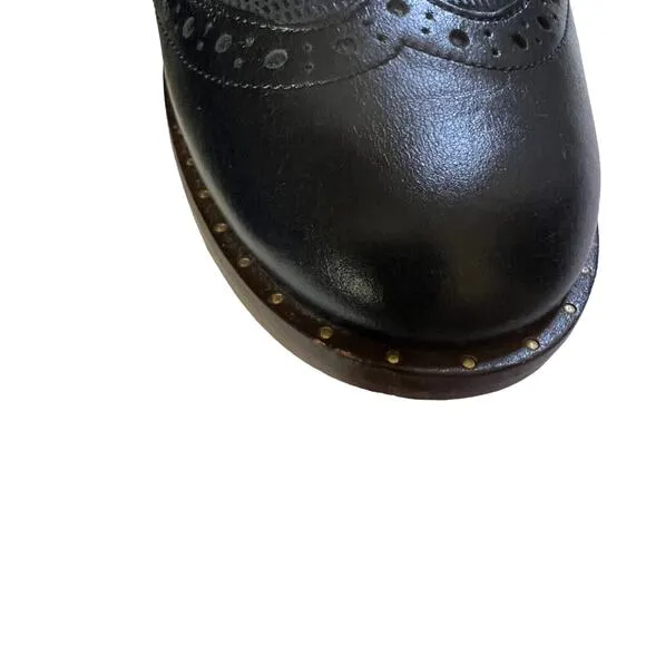 Bocage Carisey Wingtip Oxfords in Marine