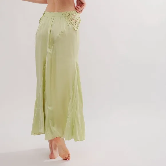 Bohemian Nights Half Slip