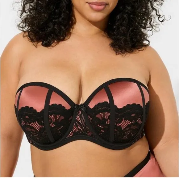 Bombshell Everyday Strapless Push-Up Bra NWOT