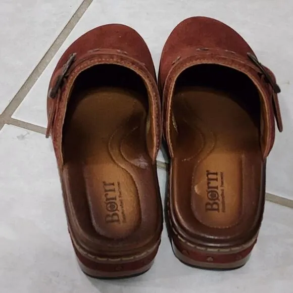 Born Banyan Dark Brick Distressed red suede leather clogs size 8 new!!!