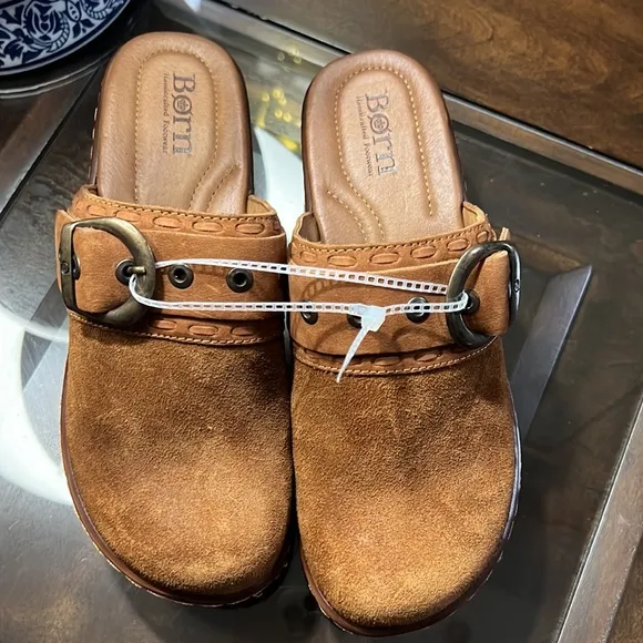 Born Banyan Suede Buckled Strap Suede Leather Clogs