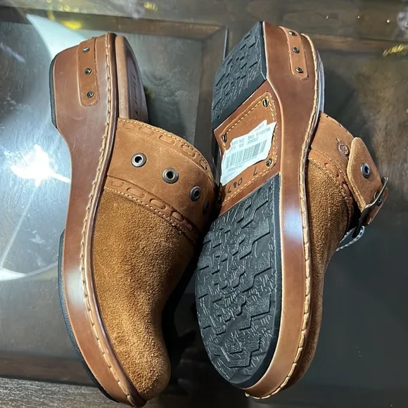 Born Banyan Suede Buckled Strap Suede Leather Clogs