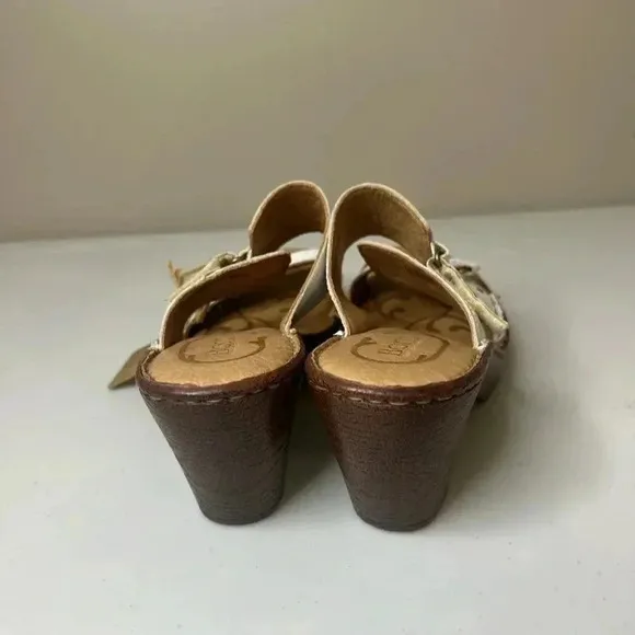 Born Bellot Platform Wedge Sandals White Leather Slip Ons Sz 8 (39) NWT