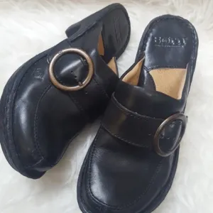 Born Black Buckle Clogs Size 6