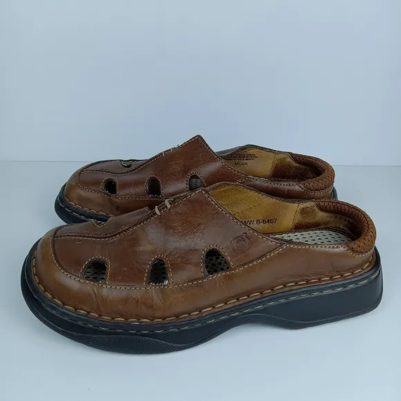 Born Clogs Womens Size EU 38 US 7 Brown Leather Casual Comfort Slip On Fisherman