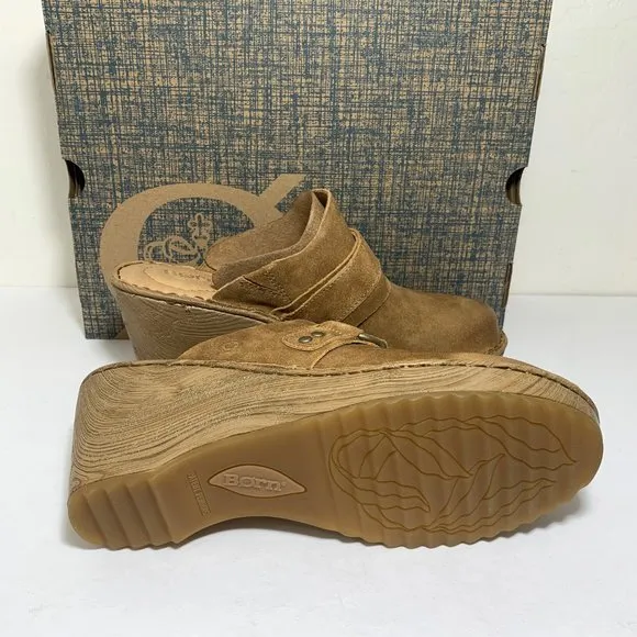 Born Nola Clogs Distressed Leather Buckle Wedge Heel Tan Camel Size 10 NEW