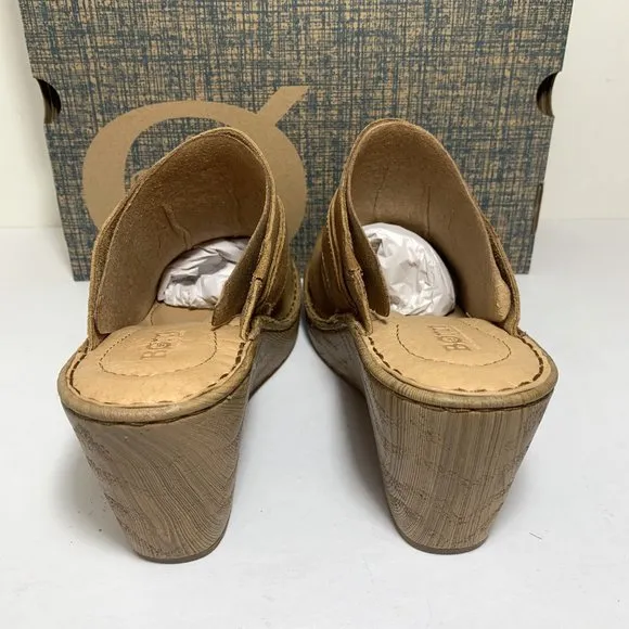 Born Nola Clogs Distressed Leather Buckle Wedge Heel Tan Camel Size 10 NEW