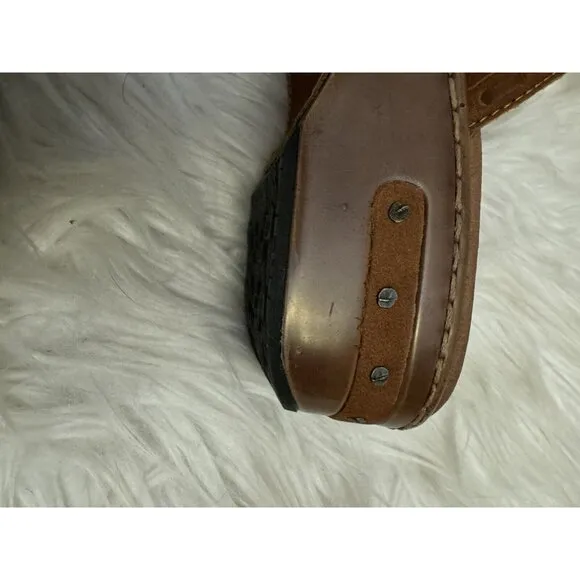 Born Size 8 Banyan Brown Leather Slip‎ On Clogs Comfort Shoe Buckle Distressed