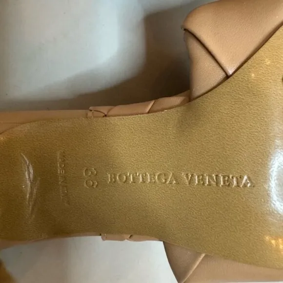 Bottega-Inspired Padded Mules | Light Beige | Size 6 | Chic Minimalist Heel
