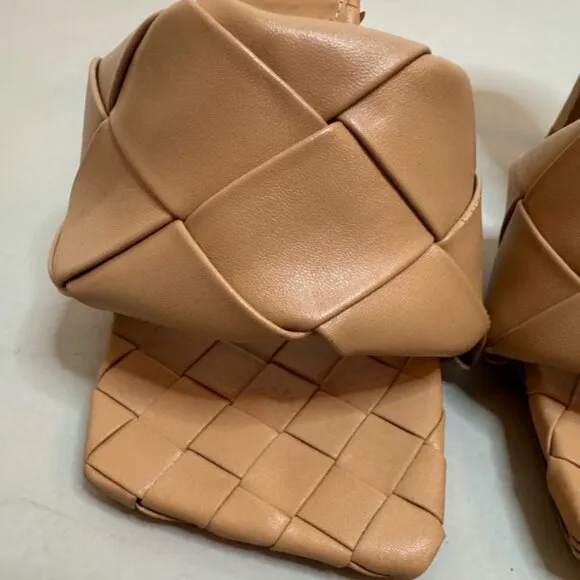 Bottega-Inspired Padded Mules | Light Beige | Size 6 | Chic Minimalist Heel