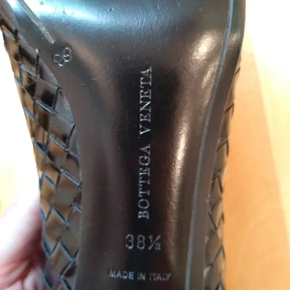 Bottega Veneta Intrecciato Black Patent Leather Weave Buckle Pumps Euro …
