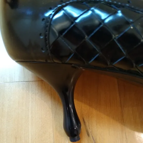 Bottega Veneta Intrecciato Black Patent Leather Weave Buckle Pumps Euro …