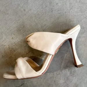 Brand new Aquazzura leather mules