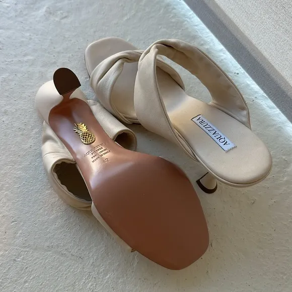 Brand new Aquazzura leather mules